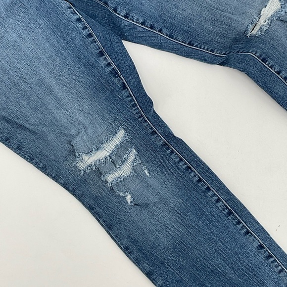 Torrid Distressed Vintage Stretch Denim Jeans Size12R L2 - Picture 3 of 8